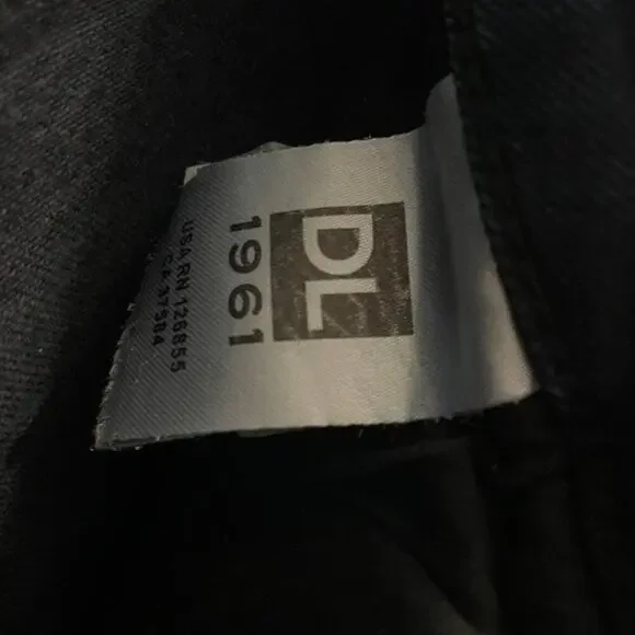 DL1961 Mara Instasculpt Straight Ankle in Rye Dark Wash Size 26 $208 MSRP - Picture 9 of 11